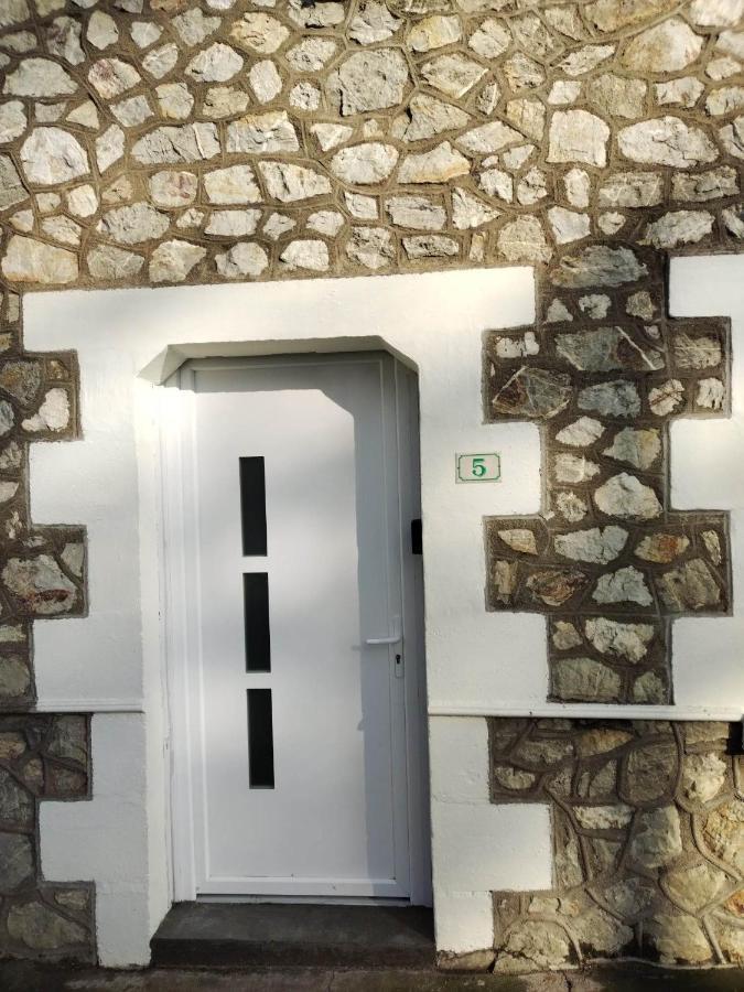 Le Logis Du Bourgneuf Charmante Petite Maison Villa Le Bourgneuf-la-Foret Eksteriør bilde